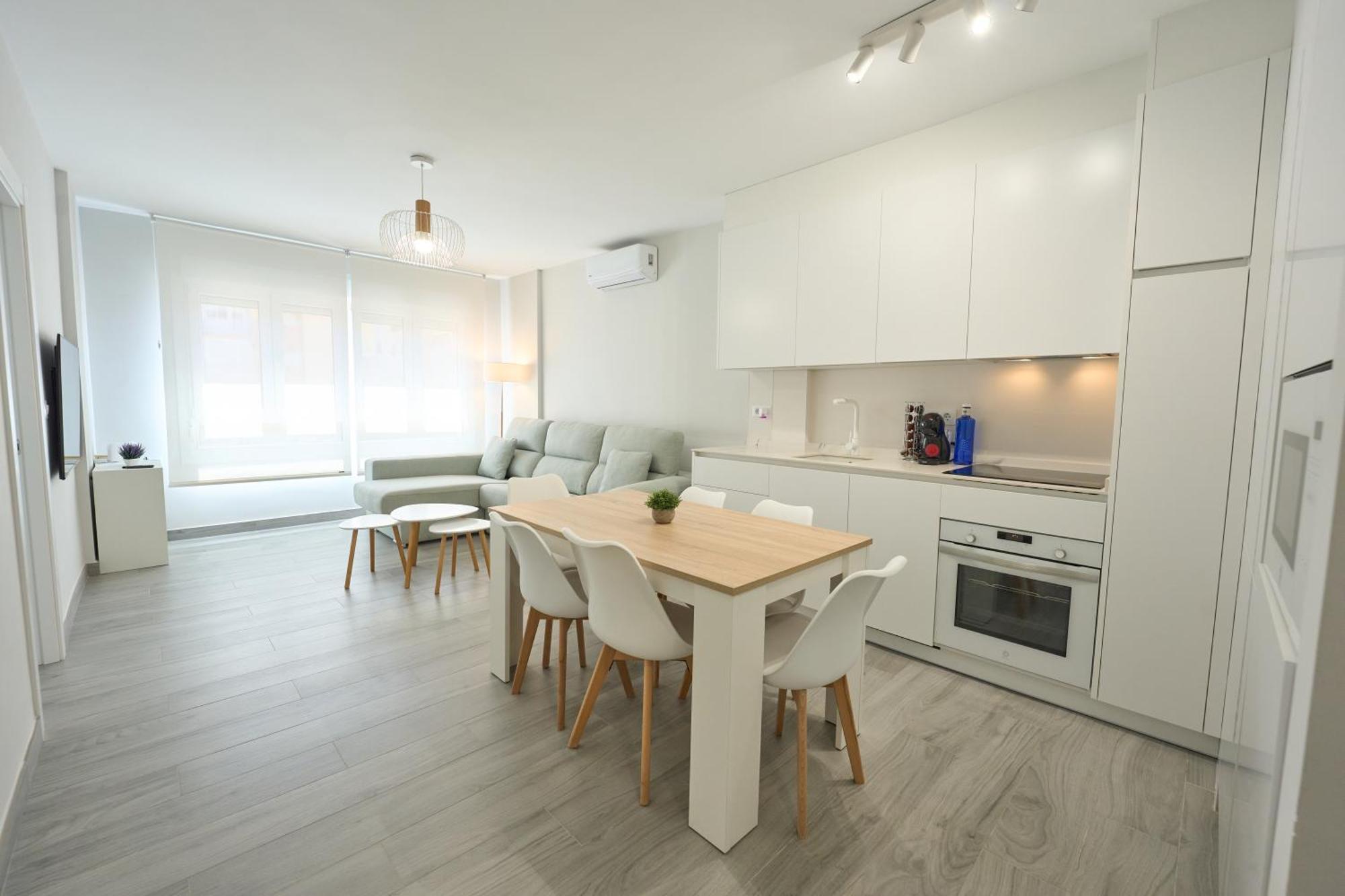 Paseo Maritimo - Apartamento A Estrenar, A Pie De Playa, Con 2 Banos Almería Dış mekan fotoğraf